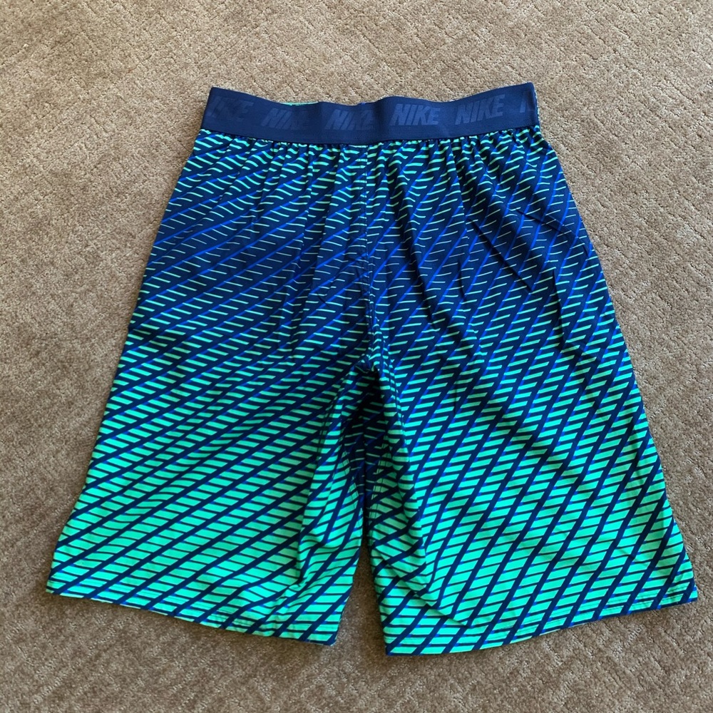 NIKE Swim trunks - Picture 2 of 5